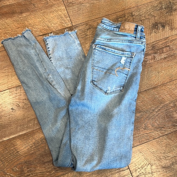 Distressed American Eagle Jeans - Picture 2 of 2